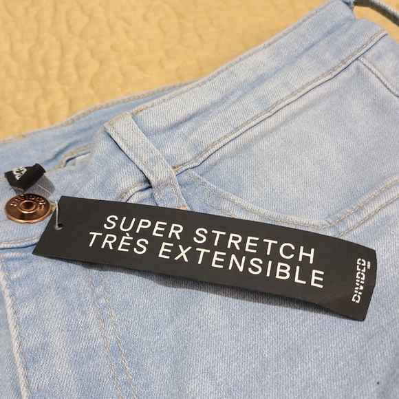 H&M Divided Super Skinny distressed jeans size 12 - Picture 4 of 11